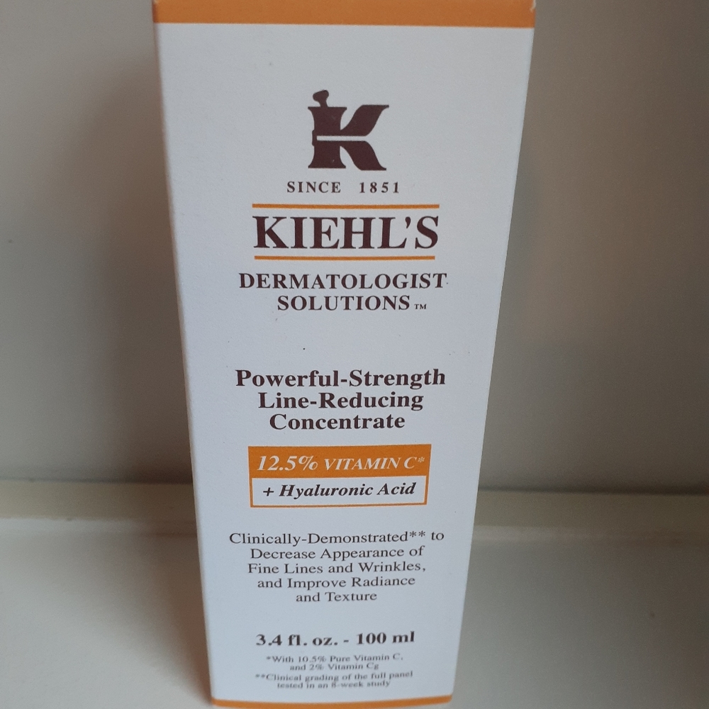 Kiehl's line-reducing vitamin C cream